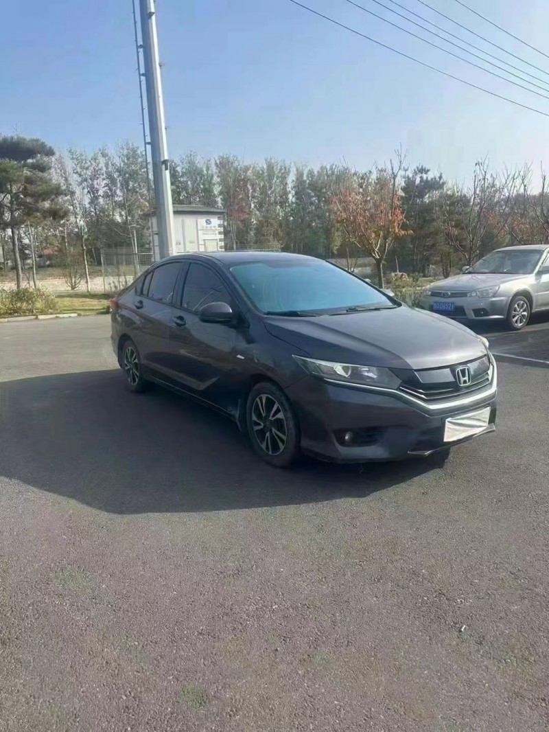 济宁16年本田哥瑞2