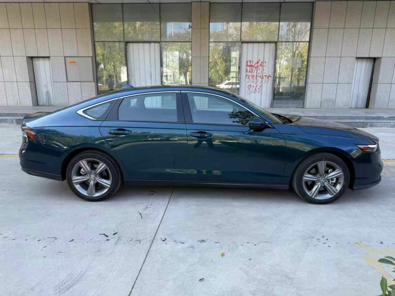 济宁24年本田雅阁7