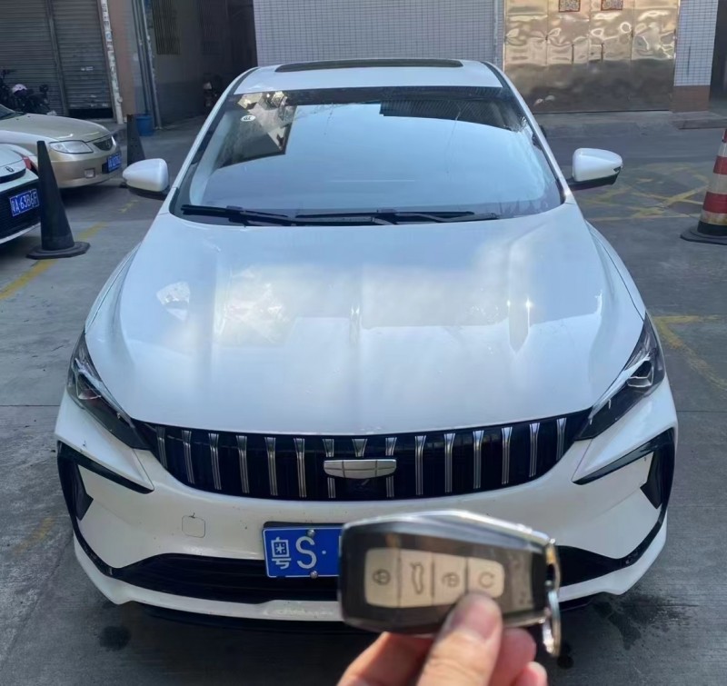 济宁24年吉利缤瑞1