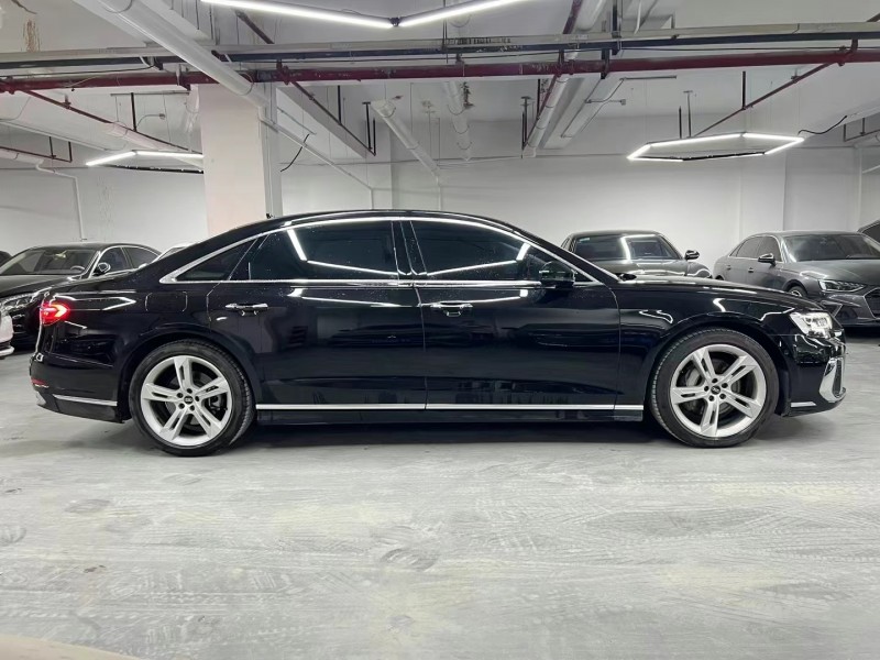 广州23年奥迪A8L4