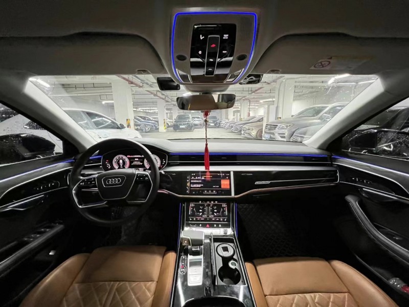 广州23年奥迪A8L6