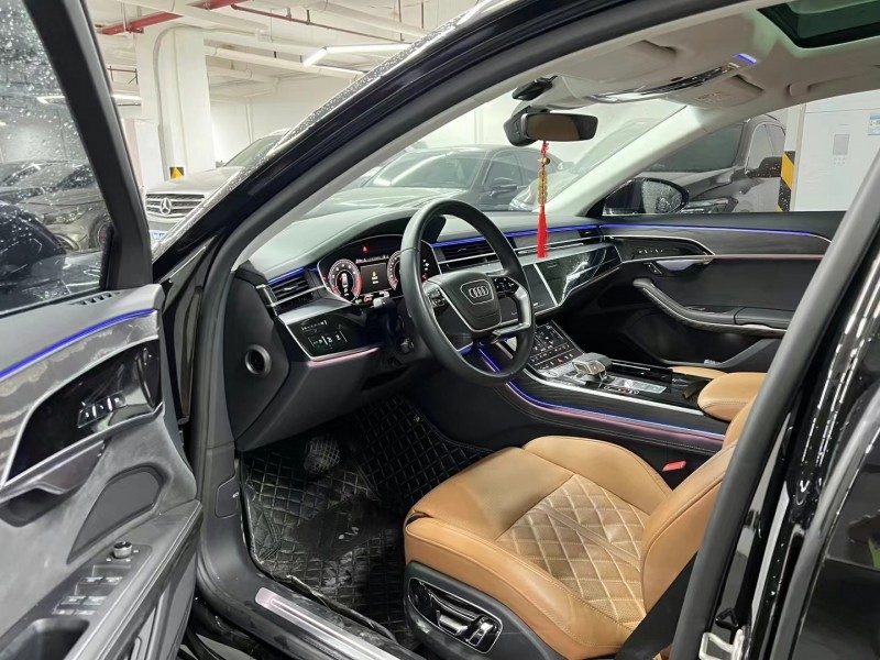 广州23年奥迪A8L7