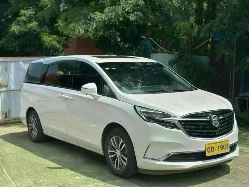 青岛21年别克GL83