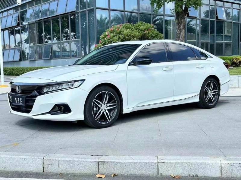 东莞23年本田雅阁3