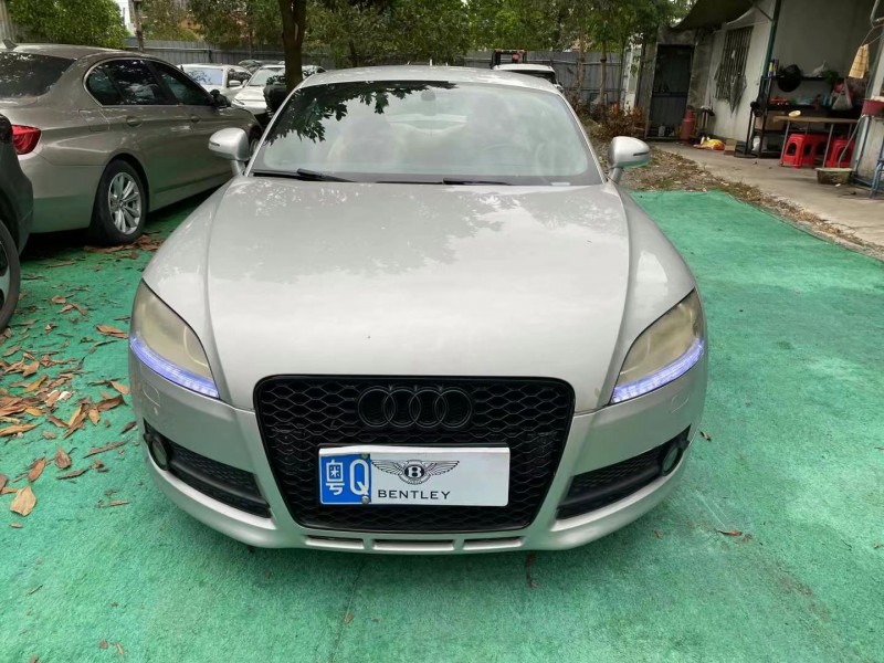 广州09年奥迪TT1