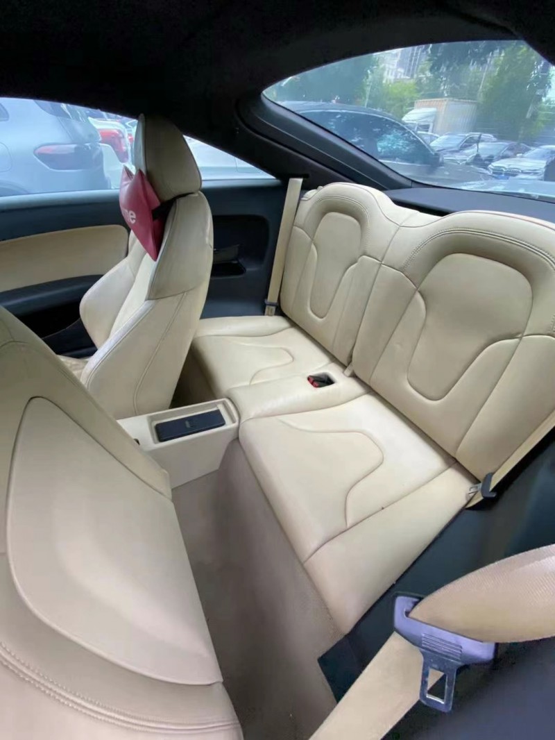 广州09年奥迪TT9