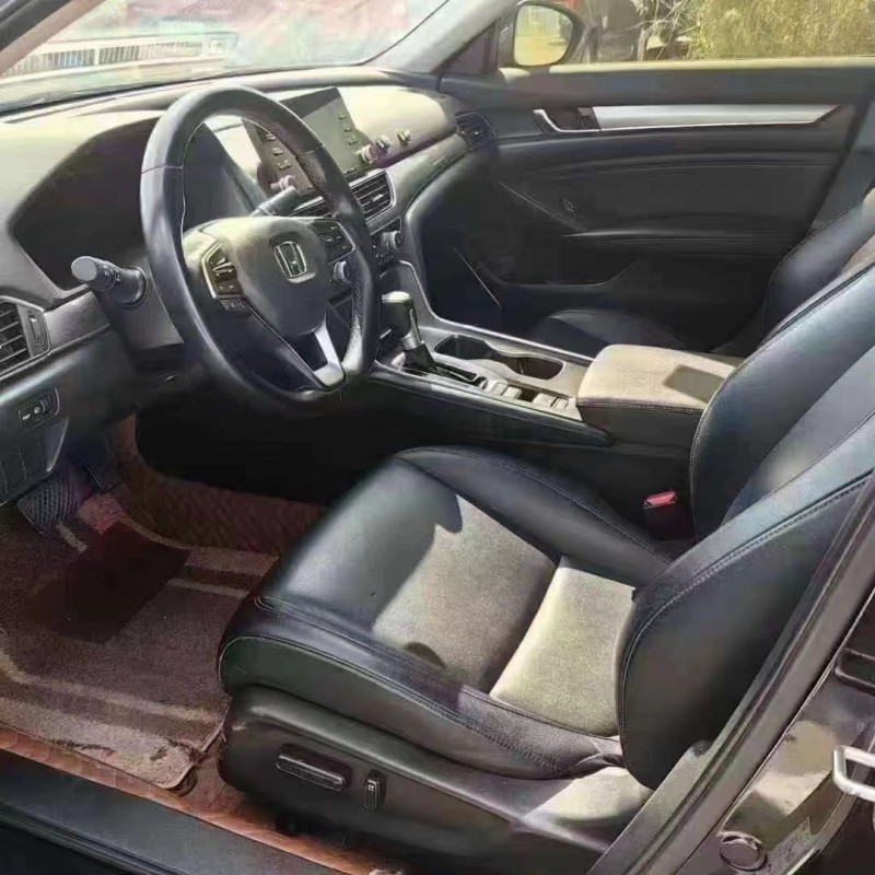 济宁21年本田雅阁4