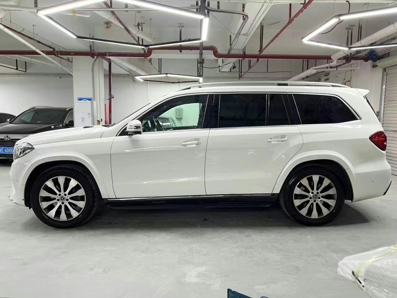广州17年奔驰GLS4