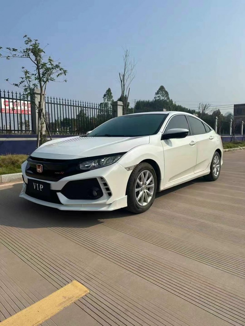 汕头17年本田思域3