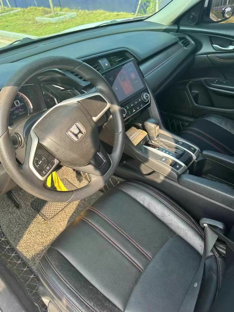 汕头17年本田思域9