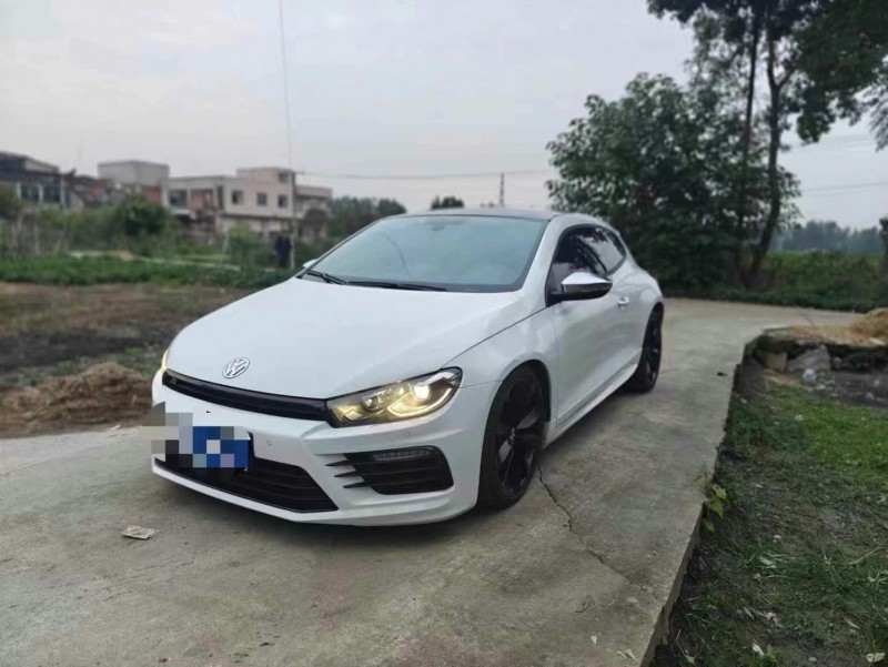 成都16年大众尚酷2