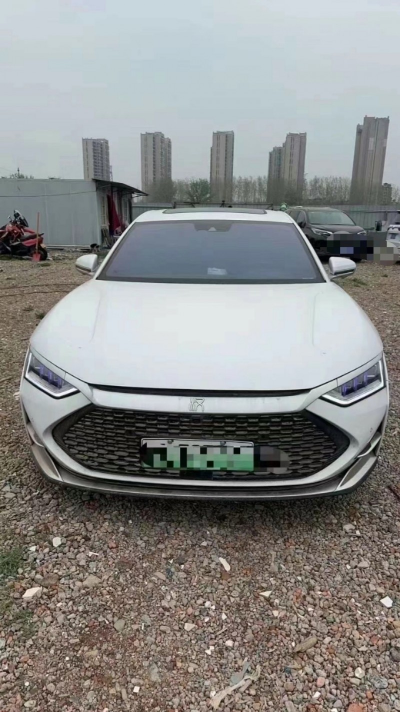 济宁21年比亚迪汉1