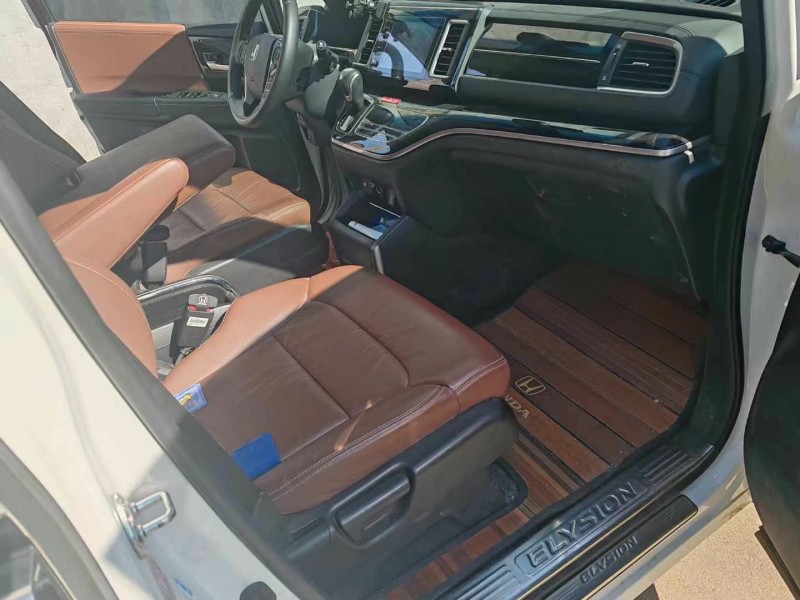 菏泽20年本田艾力绅5