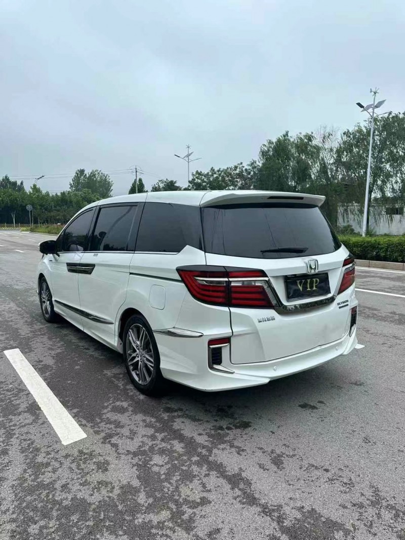 青岛21年本田艾力绅9