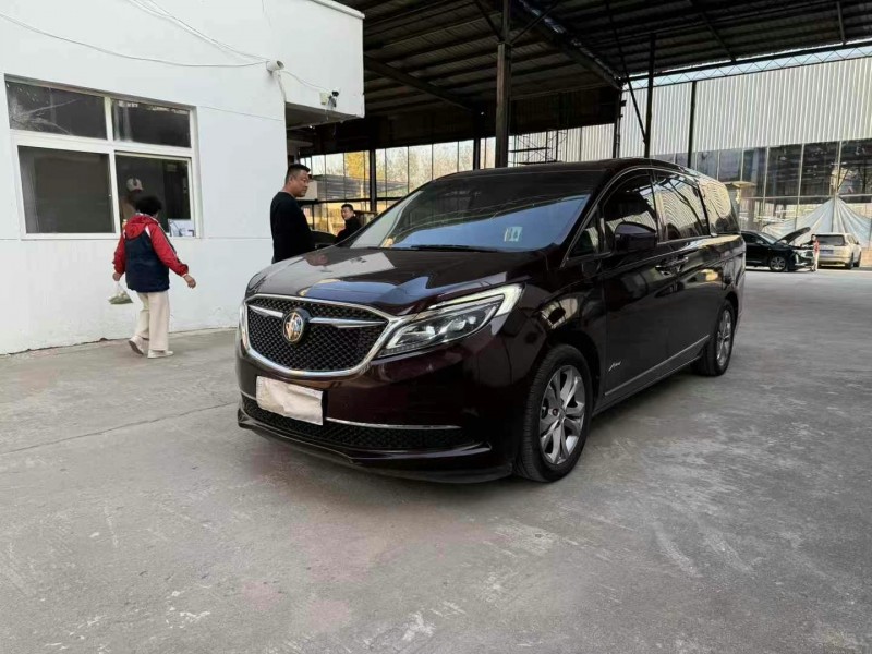 徐州17年别克GL82