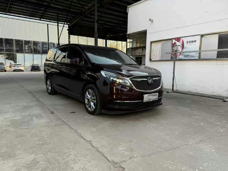 徐州17年别克GL83