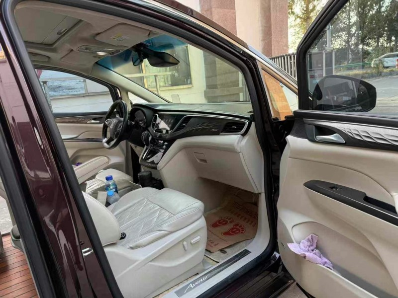 徐州17年别克GL86