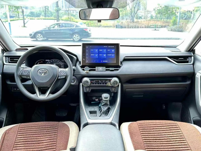 东莞22年丰田RAV4荣放6