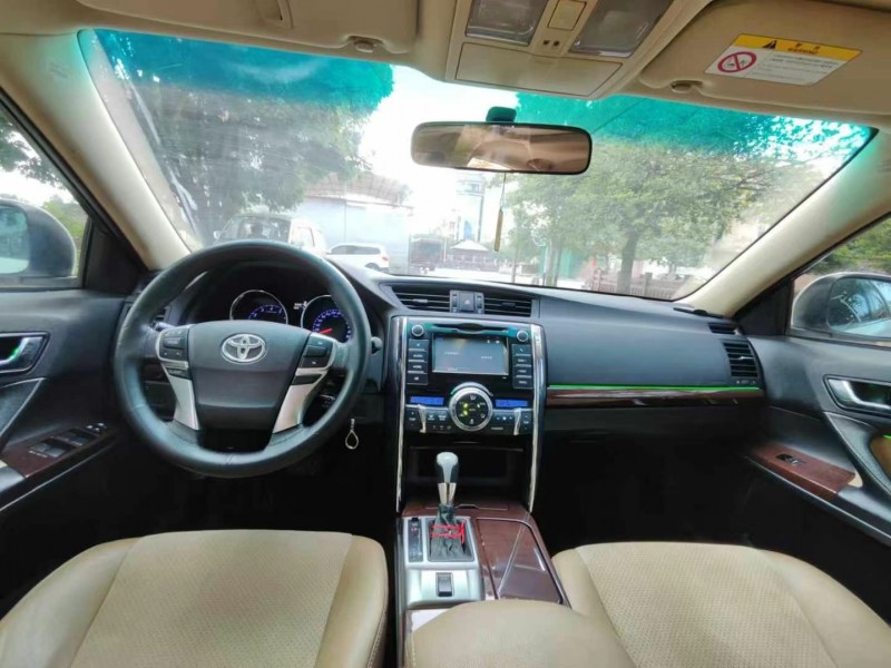 茂名15年丰田锐志4