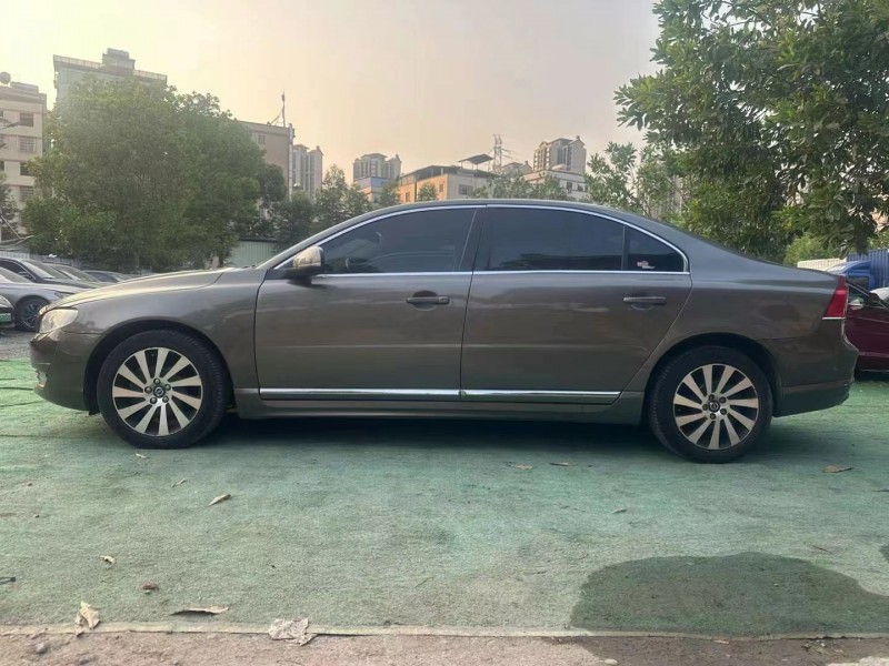 广州15年沃尔沃S80L4