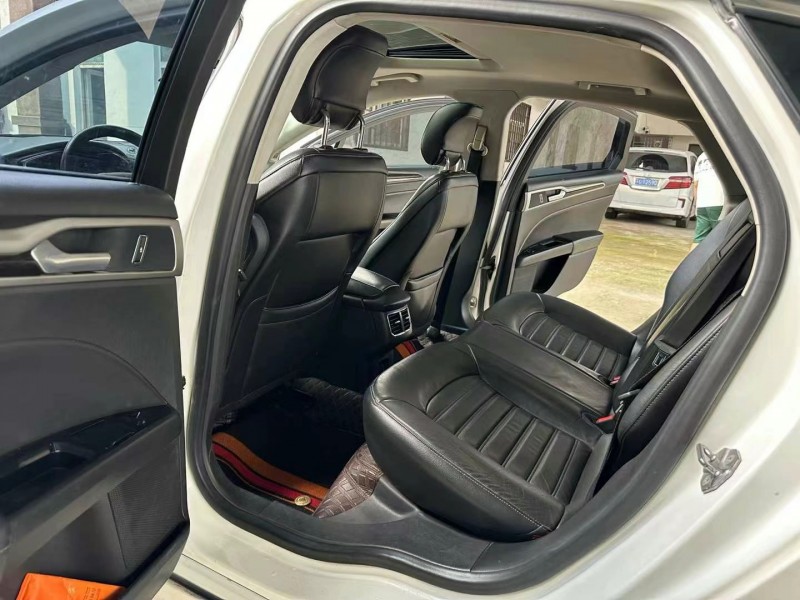 徐州14年福特蒙迪欧8