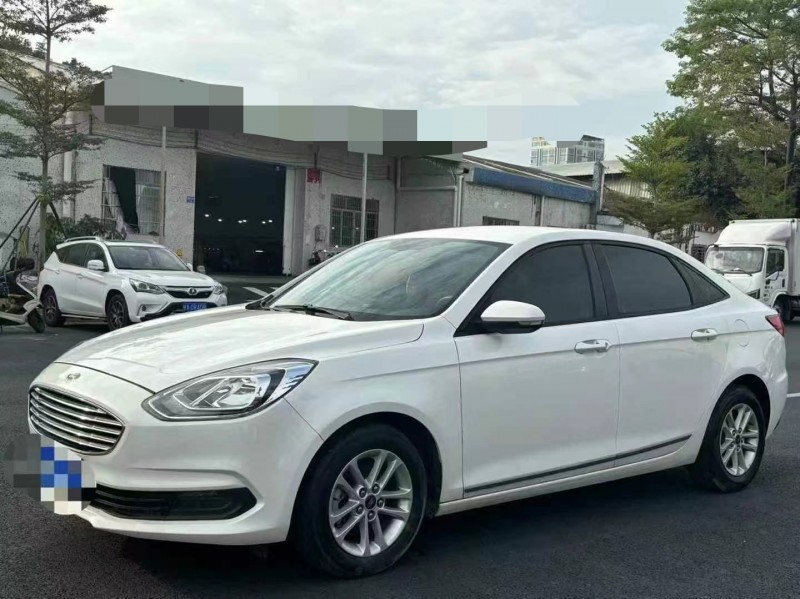 广州19年福特福睿斯2