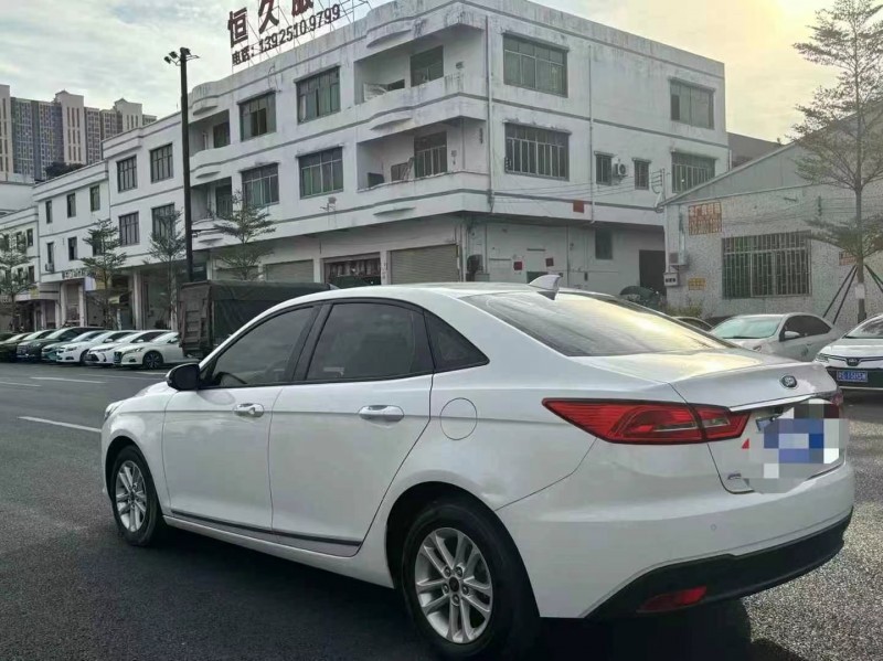 广州19年福特福睿斯4