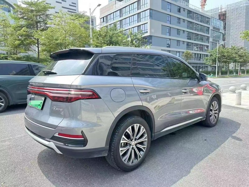 广州22年比亚迪宋7