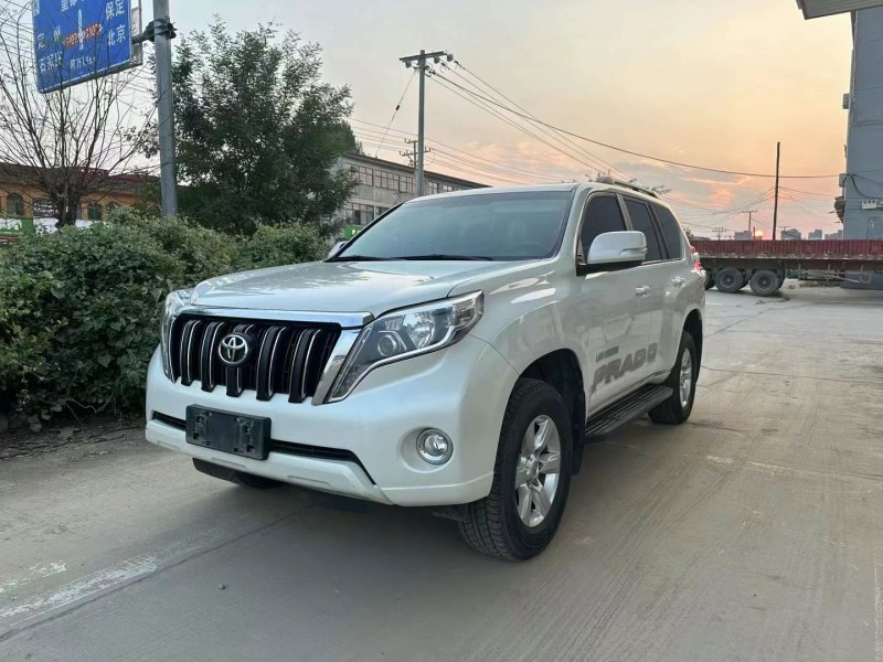 保定16年丰田普拉多2