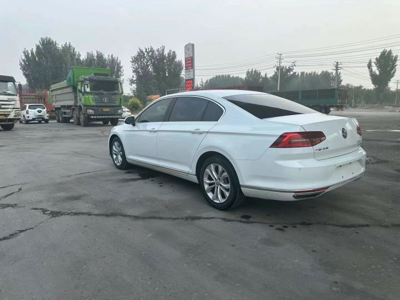 保定18年大众迈腾7