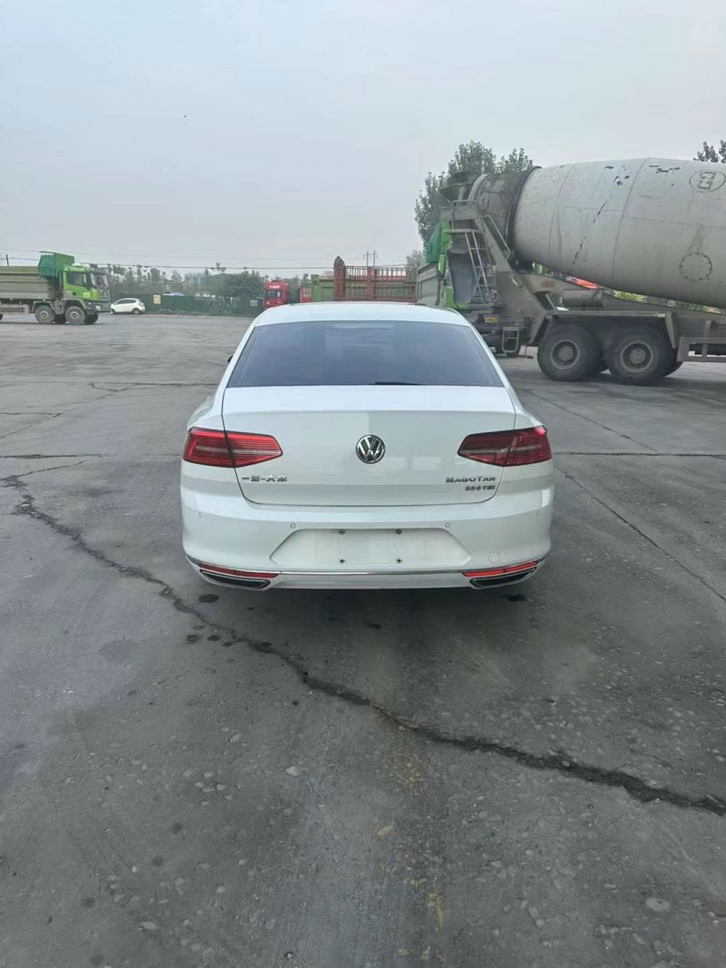 保定18年大众迈腾9