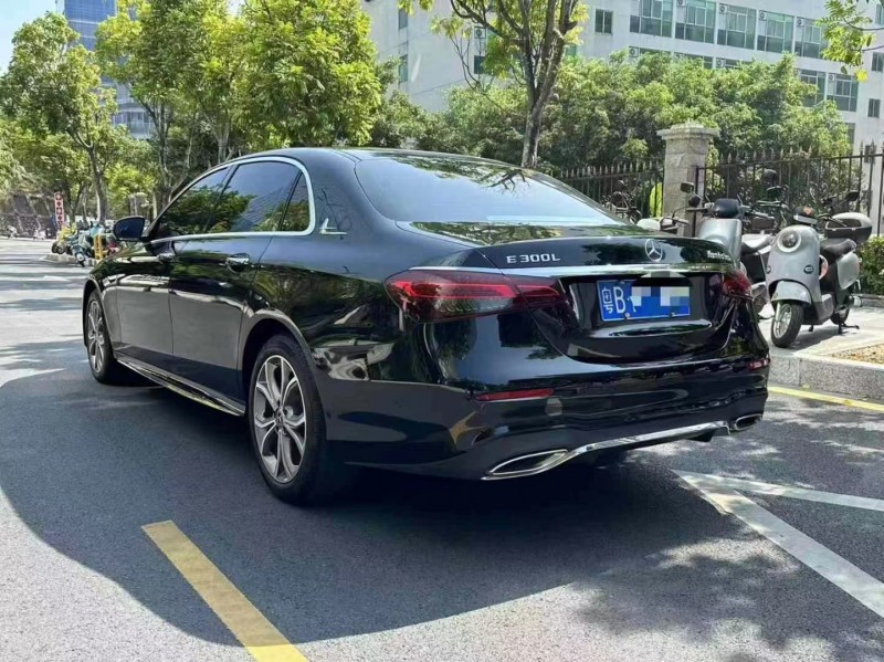 广州22年奔驰E7