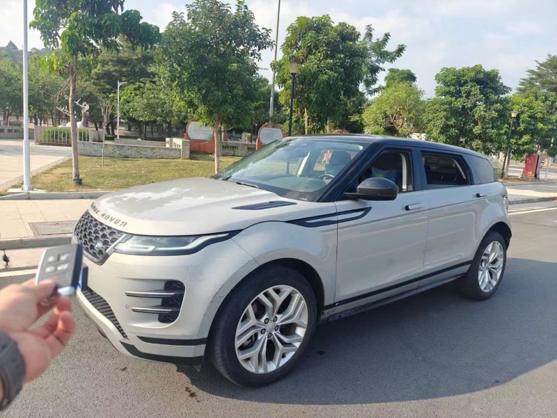 广州22年路虎极光2