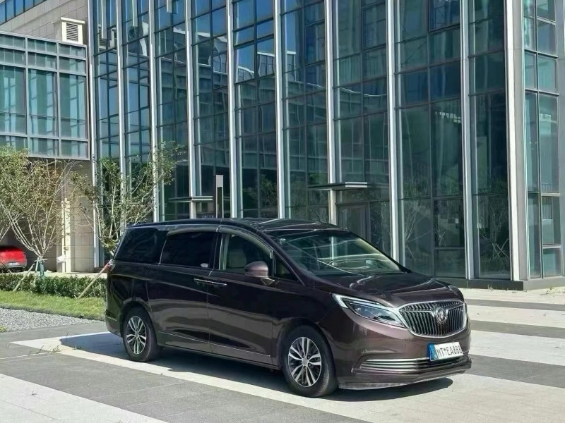 青岛18年别克GL83