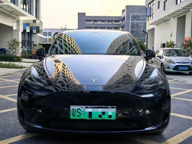 深圳23年特斯拉MODEL Y1