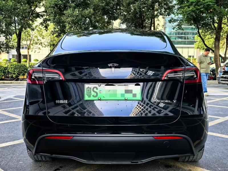 深圳23年特斯拉MODEL Y6