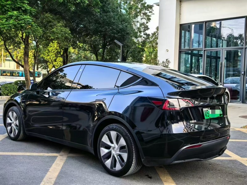 深圳23年特斯拉MODEL Y7