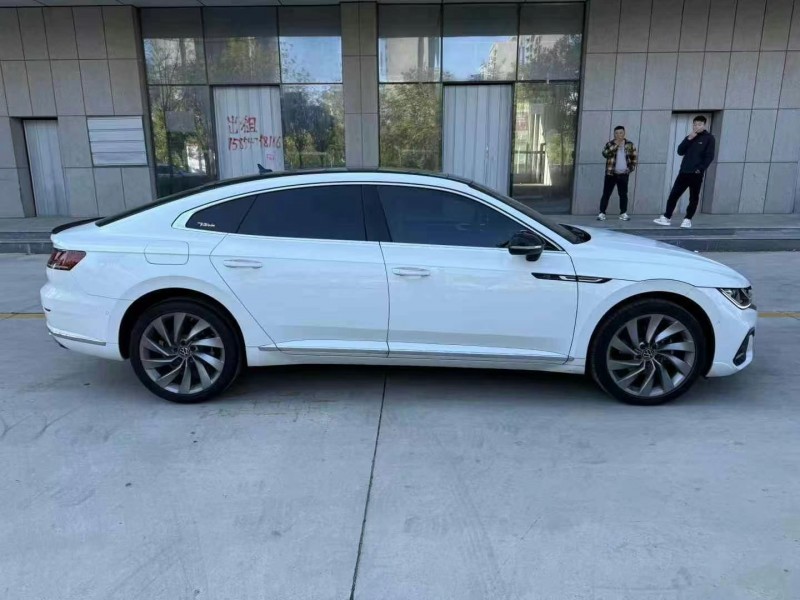 济宁22年大众CC8