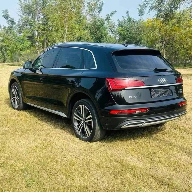 济宁22年奥迪Q57