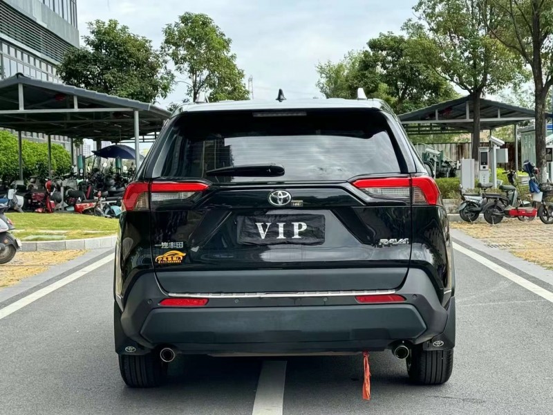 东莞23年丰田RAV4荣放9