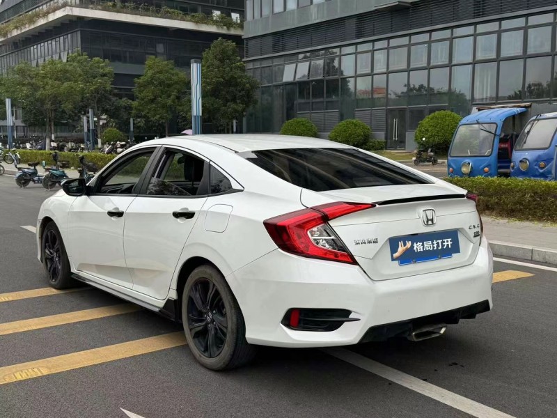 东莞21年本田思域8