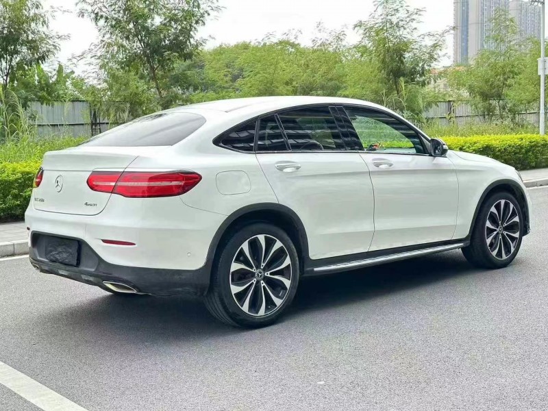 东莞19年奔驰GLC7