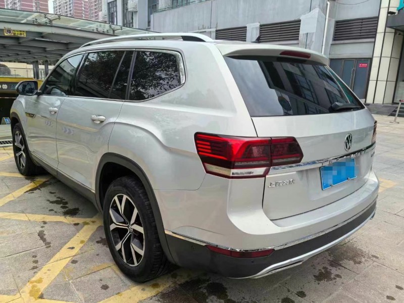 武汉18年大众途昂5