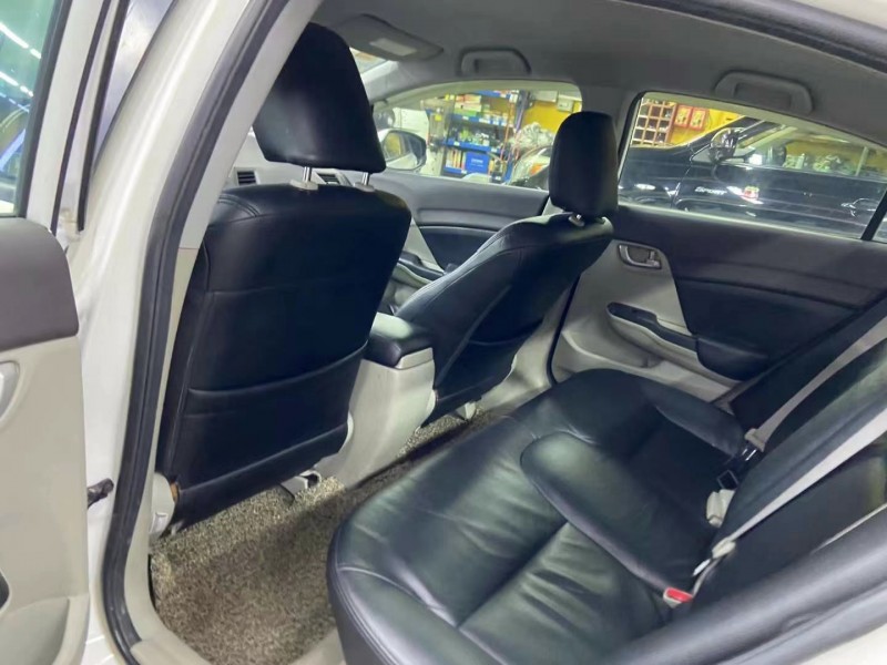 广州13年本田思域2