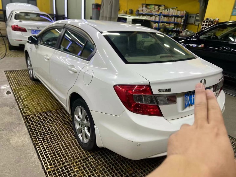 广州13年本田思域4