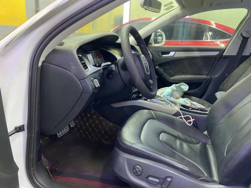 广州11年奥迪A4L3