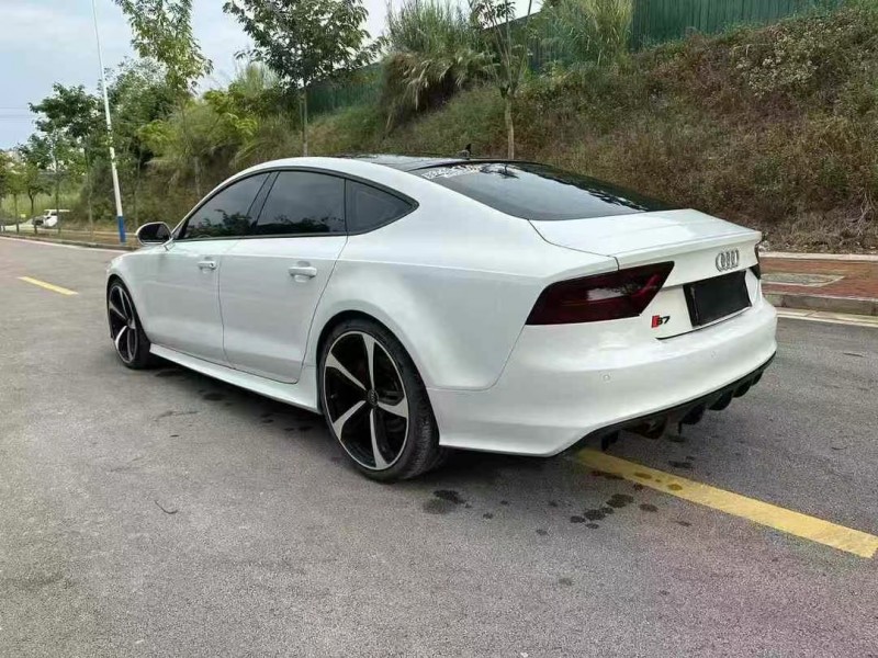 南寧14年奧迪A7L5