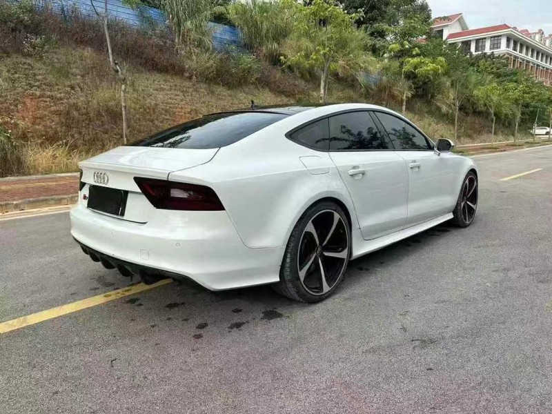 南寧14年奧迪A7L9