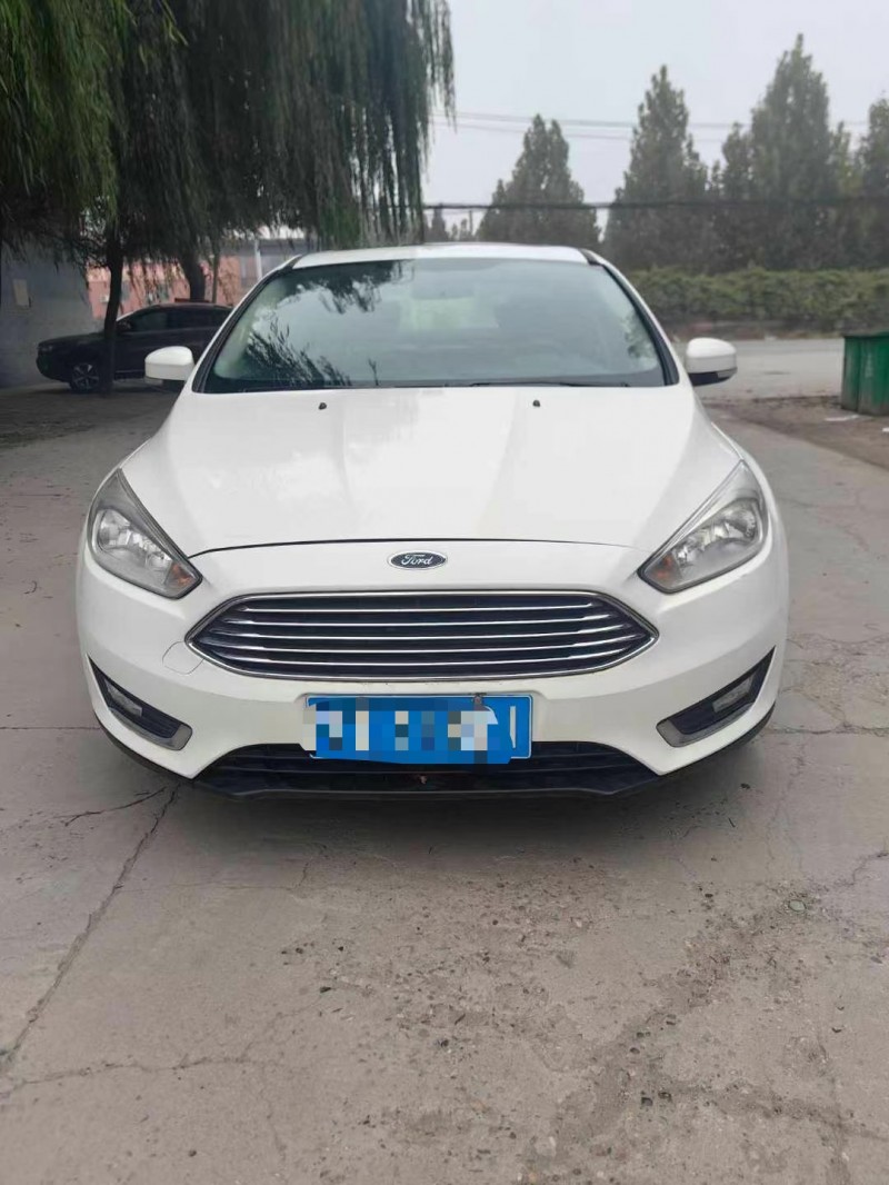 保定17年福特福克斯1