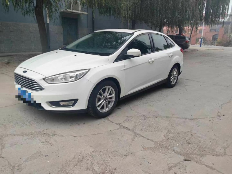 保定17年福特福克斯2